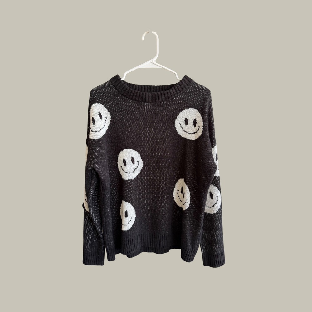 Just Polly New York Smiley Face Graphic Knit Sweater Black‎ White Mens Medium